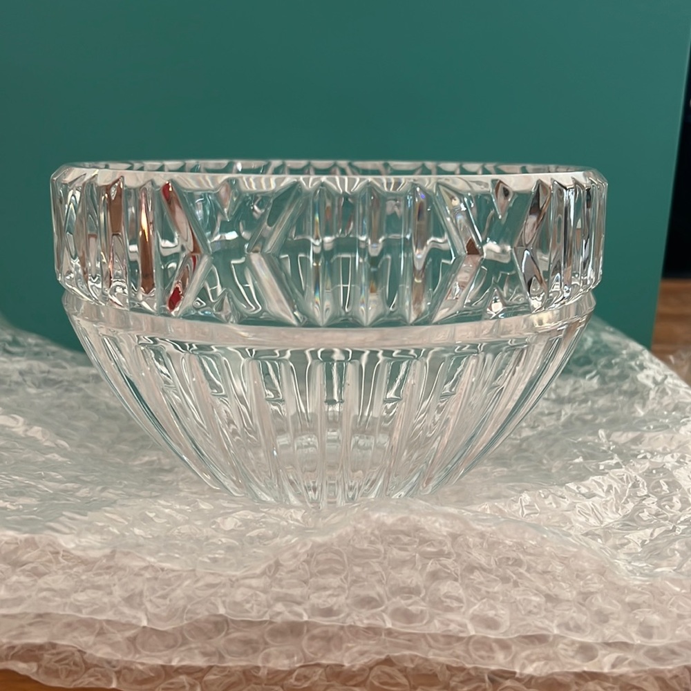 Tiffany & Co. new crystal Roman Numeral Bowl. Includes Tiffany box.